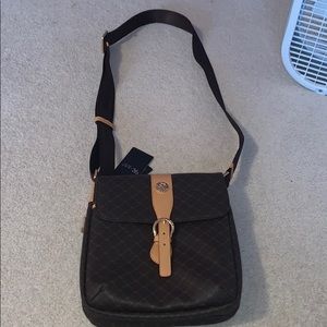 Rioni Satchel